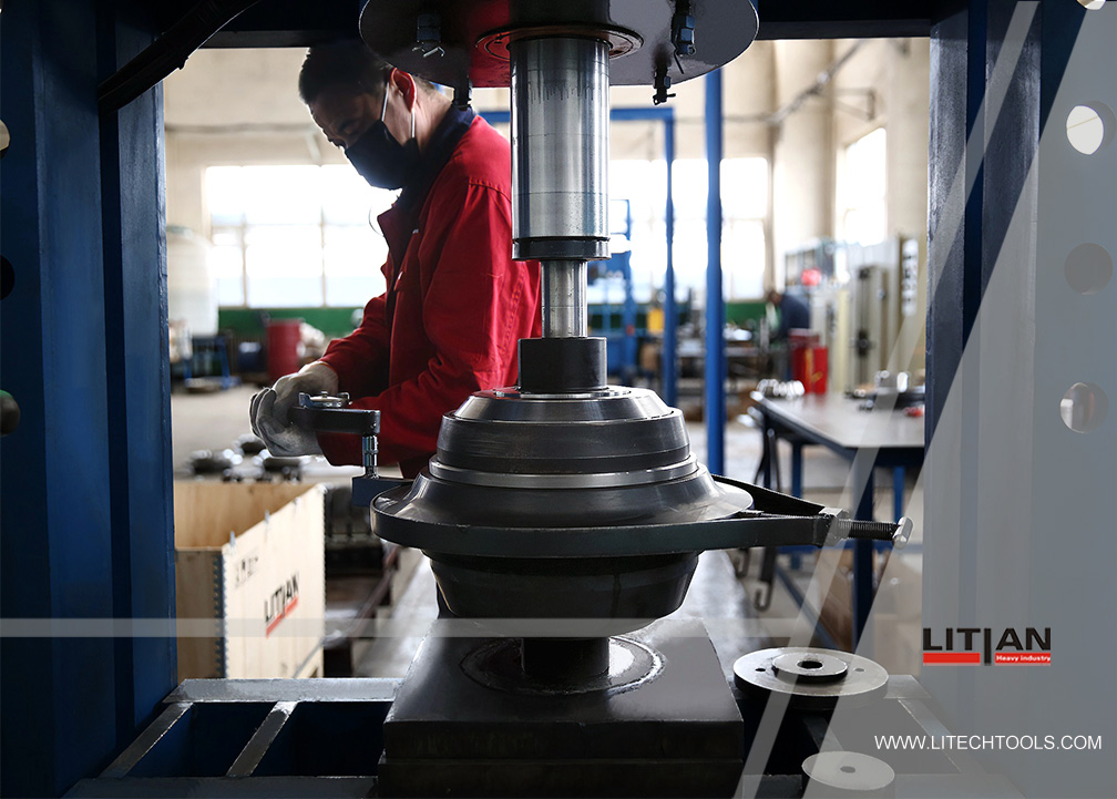 tbm disc cutter assembly